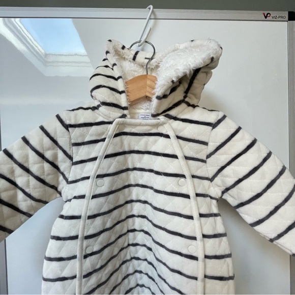 NWT Nordstrom Baby Quilted Hooded Bunting 3M NWT Ivory Stripe Footed One-Piece - Picture 7 of 12